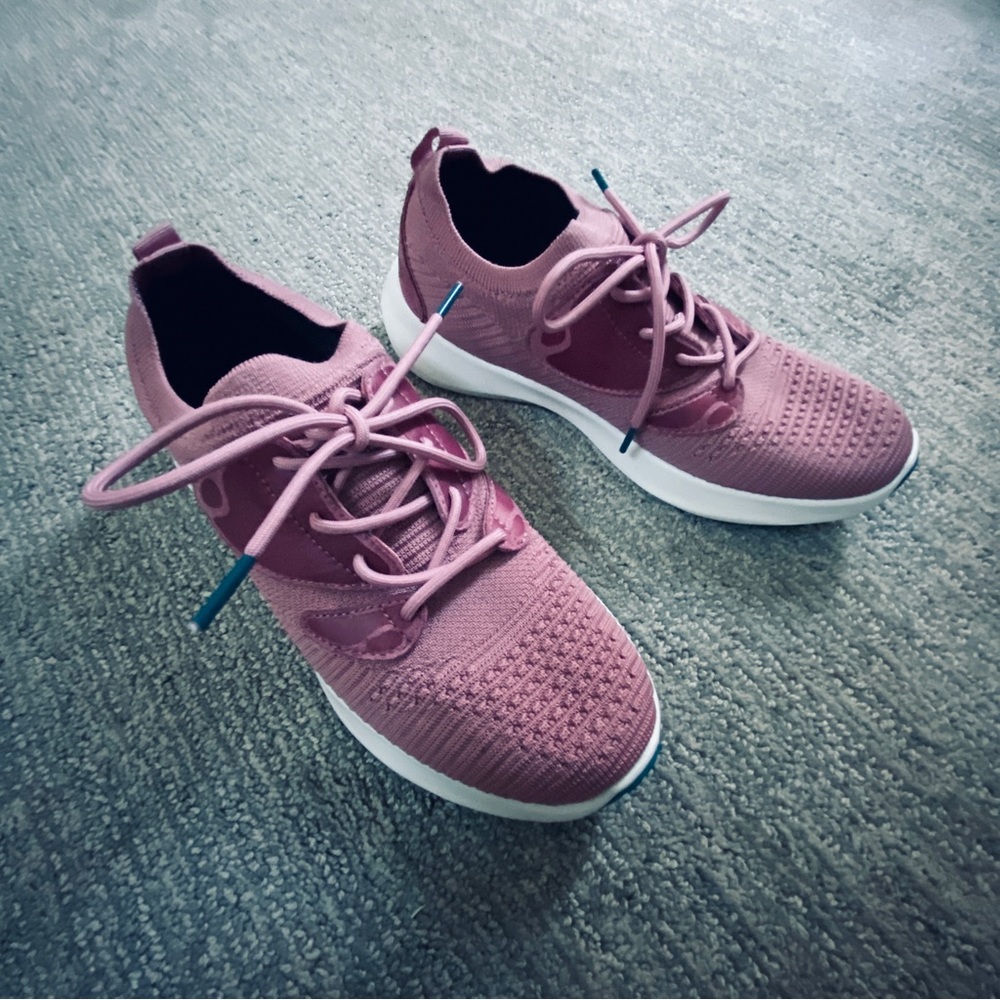 VESSIE Women’s Everyday 2.0 Arizona Pink W07.